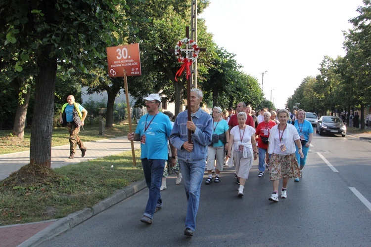 Wymarsz 30. Pieszej Pielgrzymki z Głowna na Jasną Górę