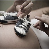 Niemieccy biskupi ostrzegają przed testami prenatalnymi