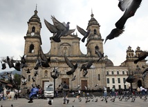 Kolumbia: biskupi wierzą w trwałość porozumienia kończącego konflikt