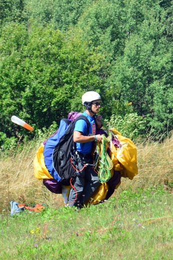 Paralotniarze w Mieroszowie