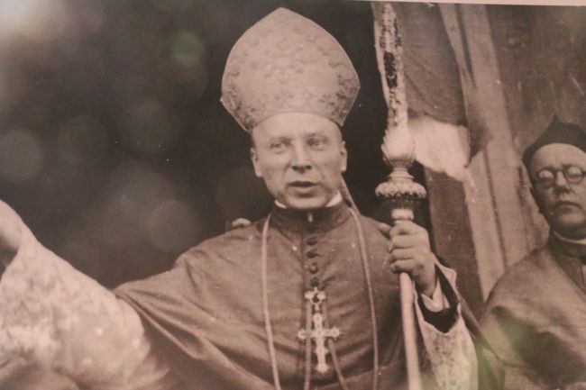 Bp Stefan Wyszyński