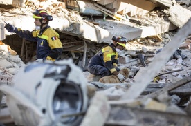 Włochy: trzęsienie ziemi zniszczyło nawet cmentarze