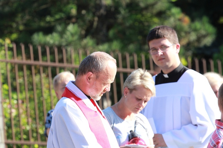 Droga Krzyżowa w Wielogłowach