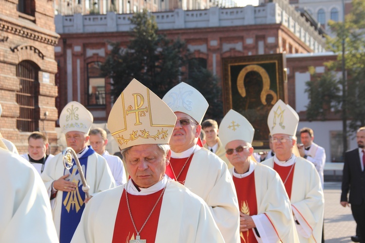 Peregrynacja ikony MB Częstochowskiej w parafii MB Pocieszenia w Żyrardowie