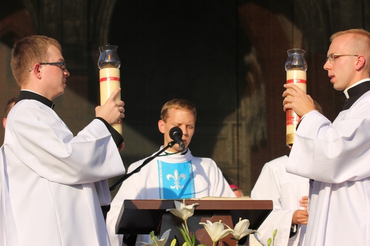 Peregrynacja ikony MB Częstochowskiej w parafii MB Pocieszenia w Żyrardowie