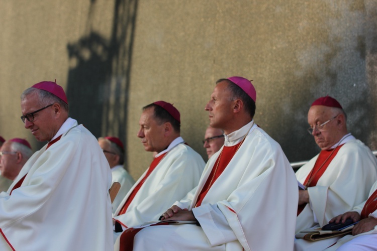 Peregrynacja ikony MB Częstochowskiej w parafii MB Pocieszenia w Żyrardowie