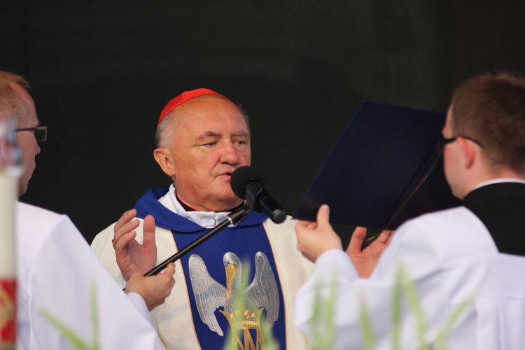 Peregrynacja ikony MB Częstochowskiej w parafii MB Pocieszenia w Żyrardowie