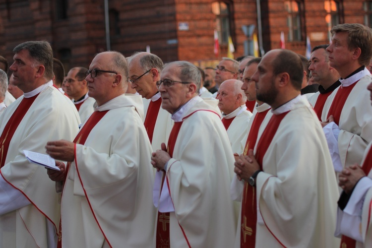 Peregrynacja ikony MB Częstochowskiej w parafii MB Pocieszenia w Żyrardowie