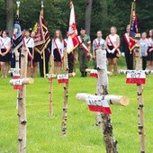 Koło Starego Grodkowa oddano hołd bohaterom NSZ.