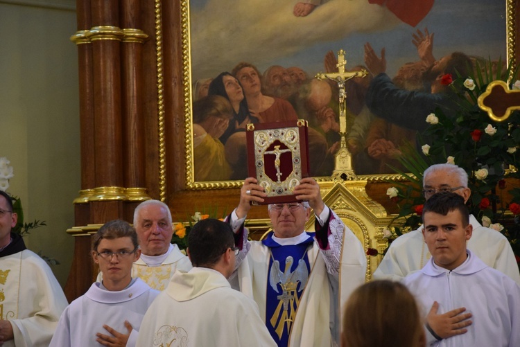 Powitanie ikony MB Częstochowskiej w parafii Wniebowstąpienia Pańskiego w Żyrardowie