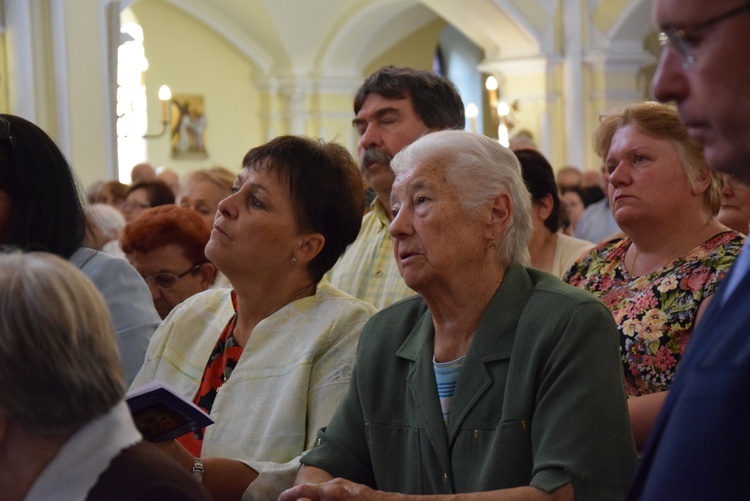 Powitanie ikony MB Częstochowskiej w parafii Wniebowstąpienia Pańskiego w Żyrardowie