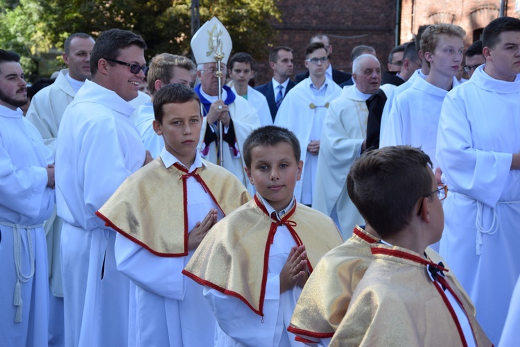 Powitanie ikony MB Częstochowskiej w parafii Wniebowstąpienia Pańskiego w Żyrardowie