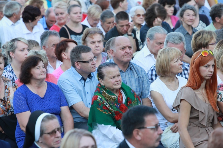 Dziękczynienie w Podegrodziu