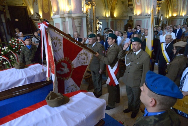 Pogrzeb żołnierzy wyklętych w Wąchocku