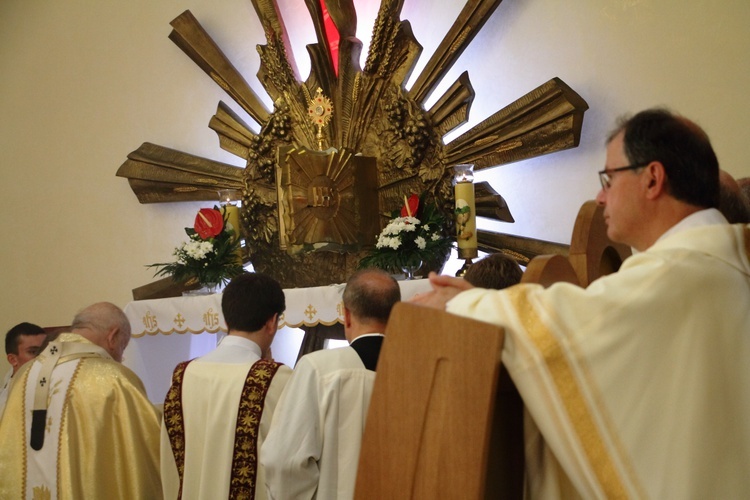 Konsekracja kościoła Chrystusa Króla na os. Gotyk w Krakowie