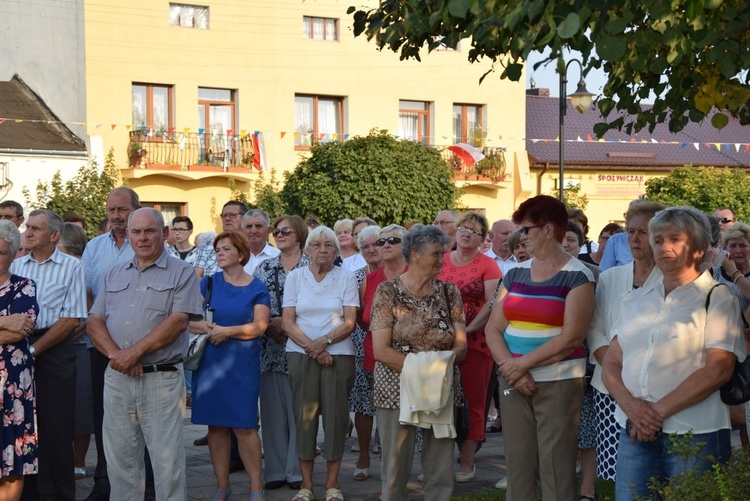 Powitanie ikony MB Częstochowskiej w Wiskitkach