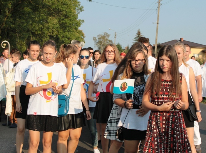 Powitanie ikony MB Częstochowskiej w Szymanowie