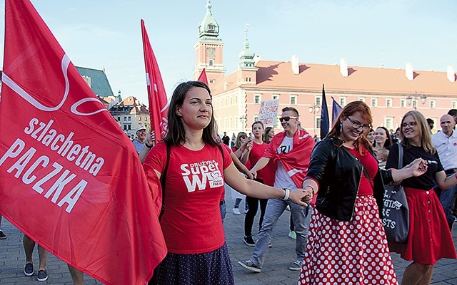 Wolontariusze tegorocznej edycji Szlachetnej Paczki mogą zgłaszać się do 15 października.