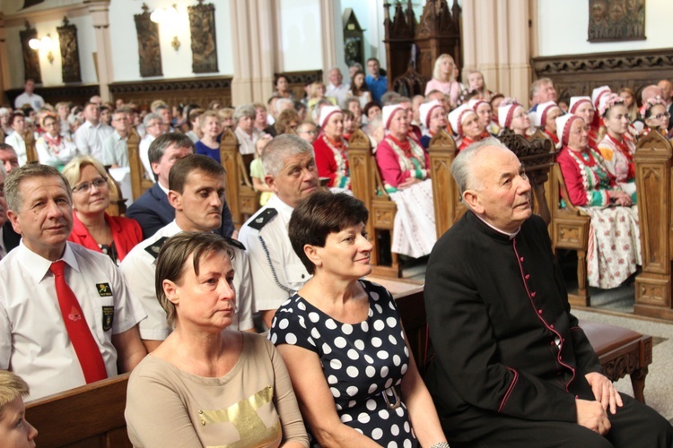 Wilamowice podziękowały ks. prał. Michałowi Bogucie