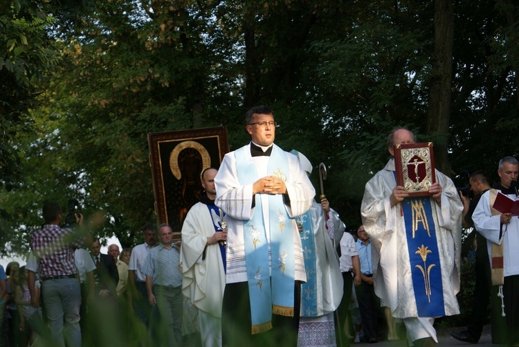 Powitanie ikony MB Częstochowskiej w Guzowie