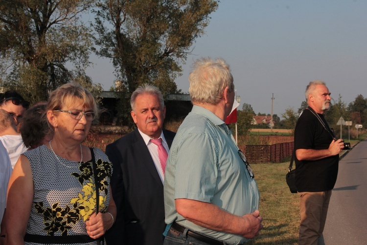 Powitanie ikony MB Częstochowskiej w Miedniewicach