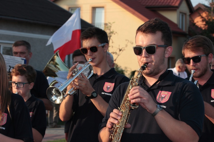 Powitanie ikony MB Częstochowskiej w Miedniewicach