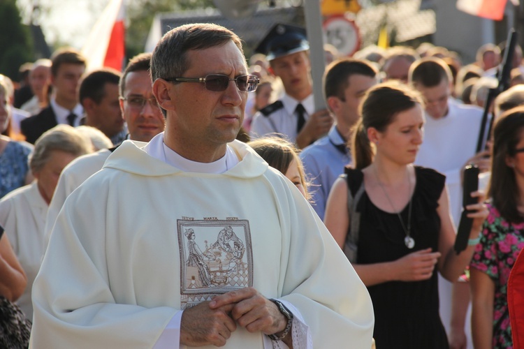 Powitanie ikony MB Częstochowskiej w Miedniewicach