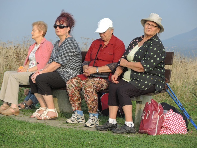 Bielszczanie pod krzyżem na Trzech Lipkach