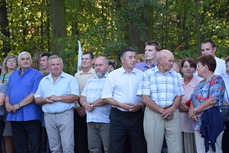 Powitanie ikony MB Częstochowskiej w Jesionce