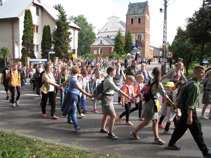 Diecezjalna pielgrzymka dzieci do Rostkowa