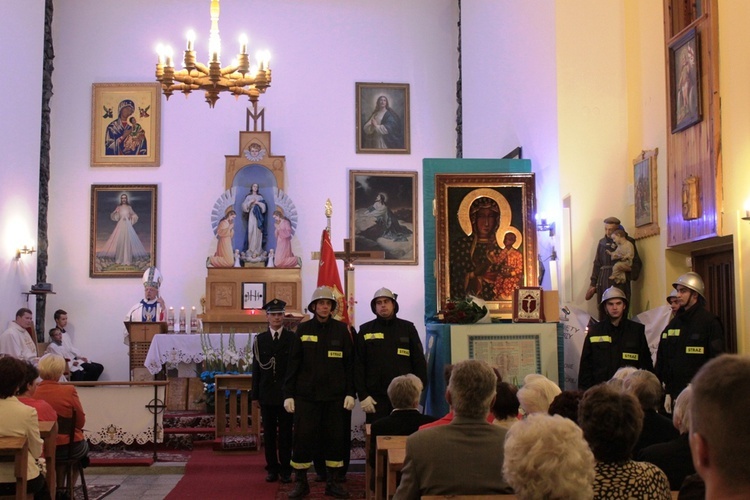 Powitanie ikony MB Częstochowskiej w Korabiewicach