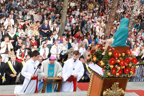 Bogu dzięki za Maryję