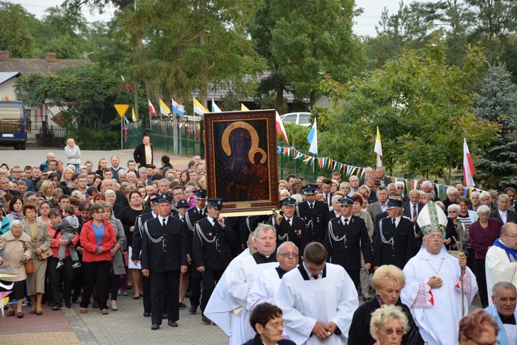 Powitanie ikony MB Częstochowskiej w Jeruzalu Skierniewickim