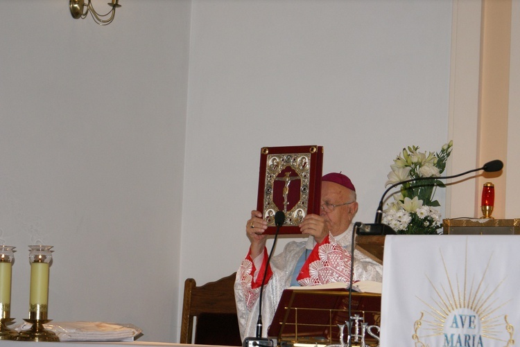 Powitanie MB Częstochowskiej w parafii św. o. Pio w Mszczonowie