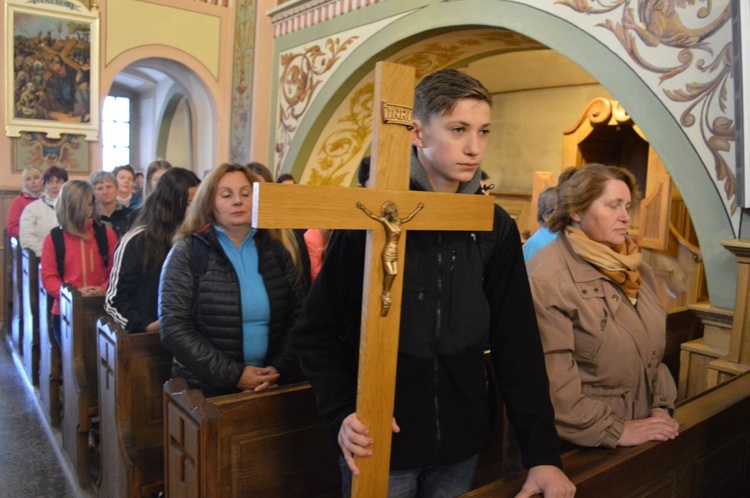 Pielgrzymka z Czarnego Dunajca do Nowego Targu cz.1