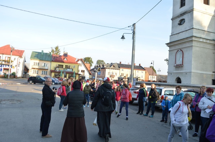 Pielgrzymka z Czarnego Dunajca do Nowego Targu cz.1