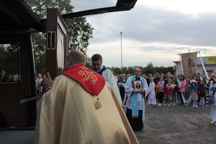 Powitanie ikony MB Częstochowskiej w Skułach