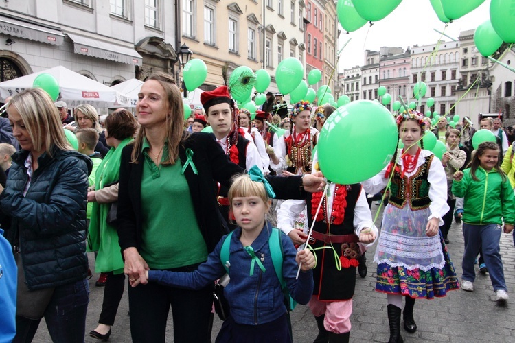 Marsz Nadziei i Życia Fundacji Urszuli Smok "Podaruj Życie" 2016