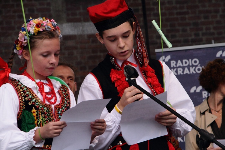 Marsz Nadziei i Życia Fundacji Urszuli Smok "Podaruj Życie" 2016