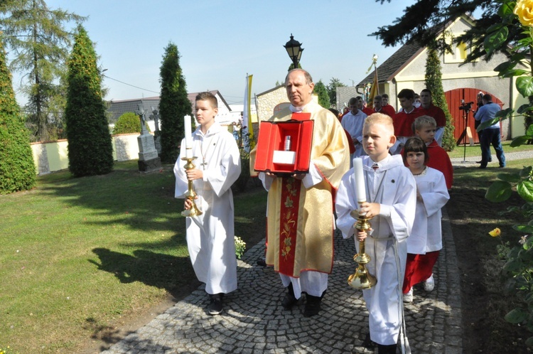 Poświęcenie kościoła w Ostrożnicy