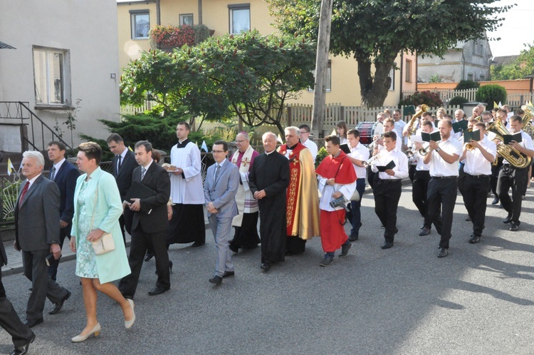 Poświęcenie kościoła w Ostrożnicy