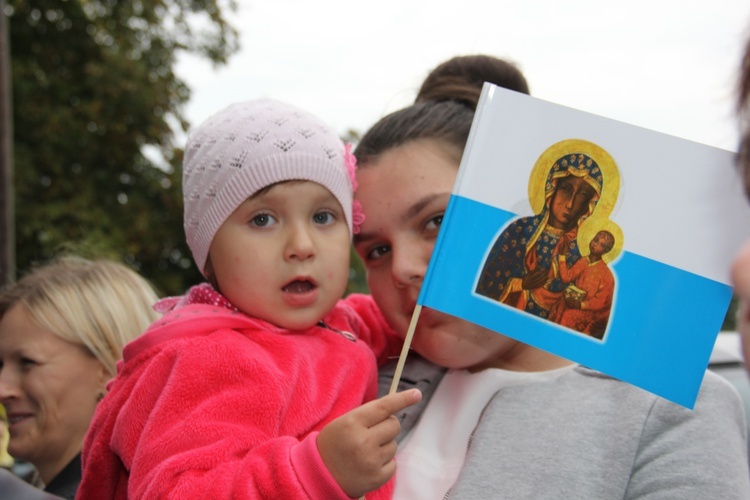 Powitanie ikony MB Częstochowskiej w Żdżarach