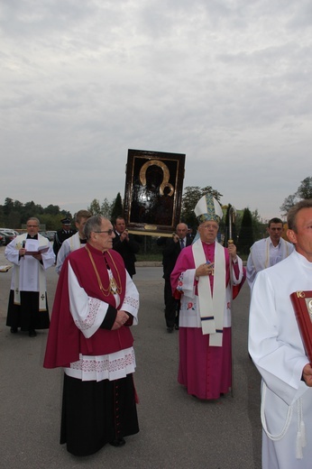 Powitanie ikony MB Częstochowskiej w Żdżarach