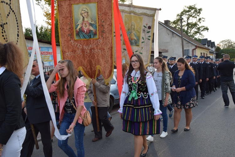 Powitanie ikony MB Częstochowskiej w Rzeczycy