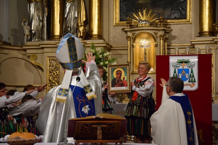 Powitanie ikony MB Częstochowskiej w Rzeczycy