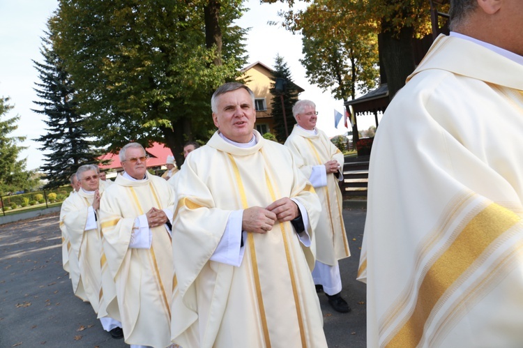 Kamień węgielny w Pogórskiej Woli