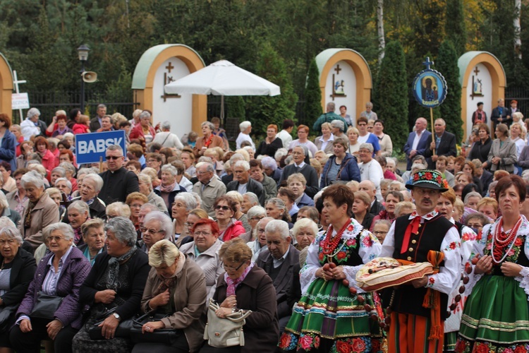 XII Pielgrzymka Kół Żywego Różańca do Domaniewic