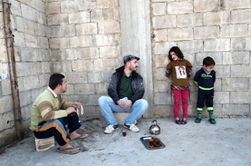 Libańczyk: wielu uchodźców żyje w nieludzkich warunkach