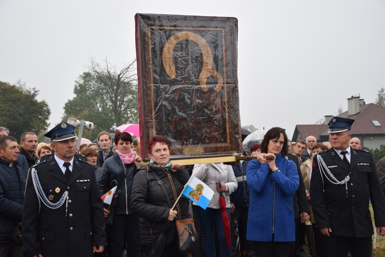 Powitanie ikony MB Częstochowskiej w Krzemienicy