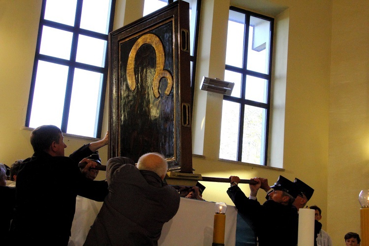 Powitanie ikony MB Częstochowskiej w Czerniewicach